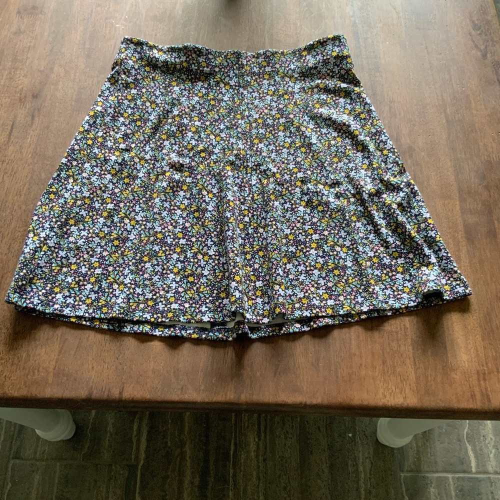 LOFT Floral Patterned mini Skirt